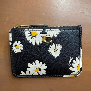 Coach Mini Skinny ID Case With Daisy Floral Print Brass/ Black Multi CS040